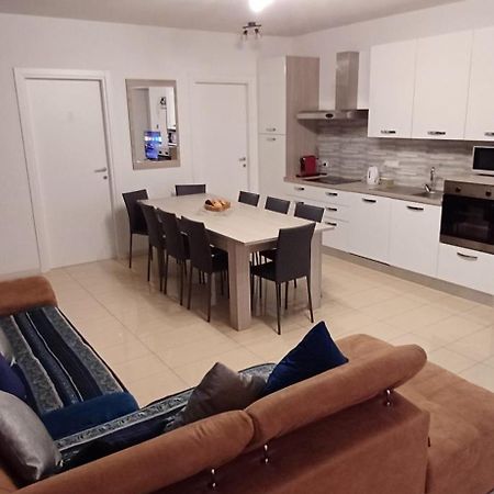 Lucini Ai Portici Appartement Tirano Buitenkant foto